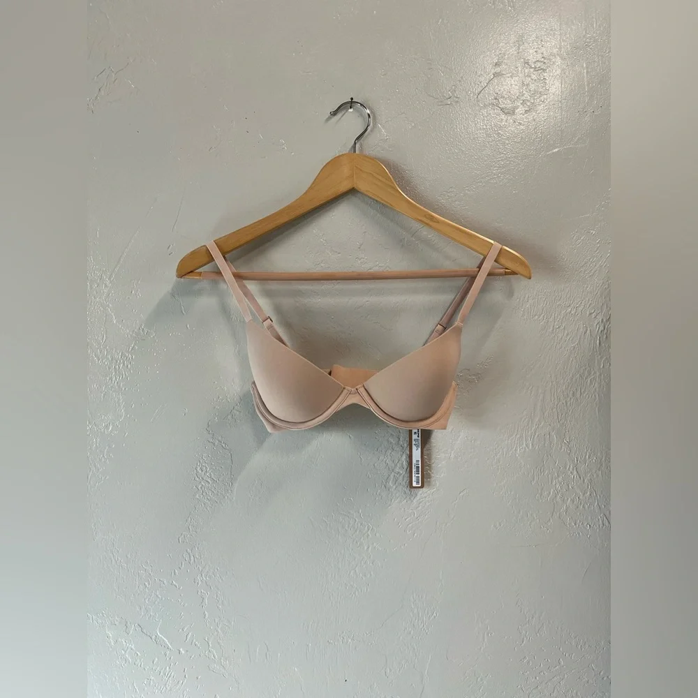SKIMS Fits Everybody Scoop Plunge Bra 30C NWT Mica Color - Picture 1 of 10